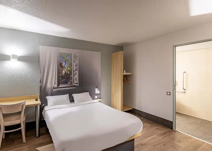 Bordeaux Hotel 2*